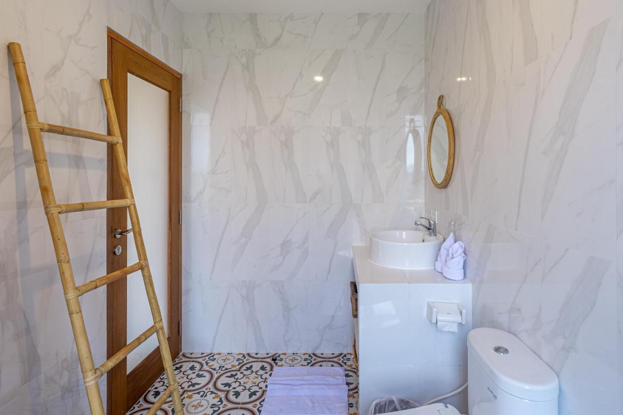 Kasmaran Bali Guest House Munggu エクステリア 写真
